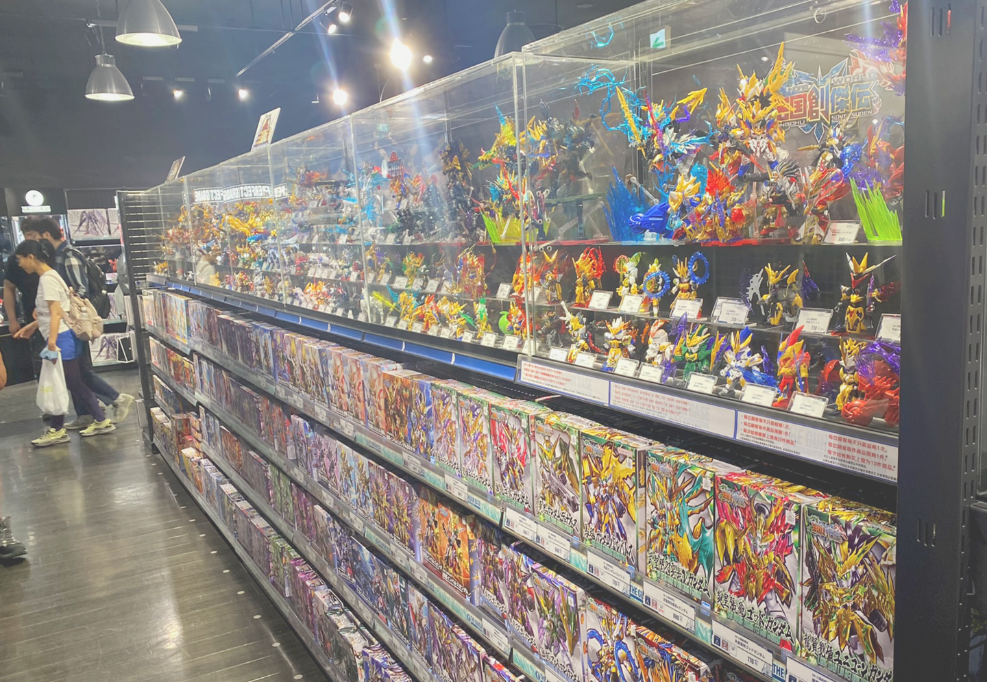 Interior images of the Gundam Base Tokyo in Odaiba, Tokyo3