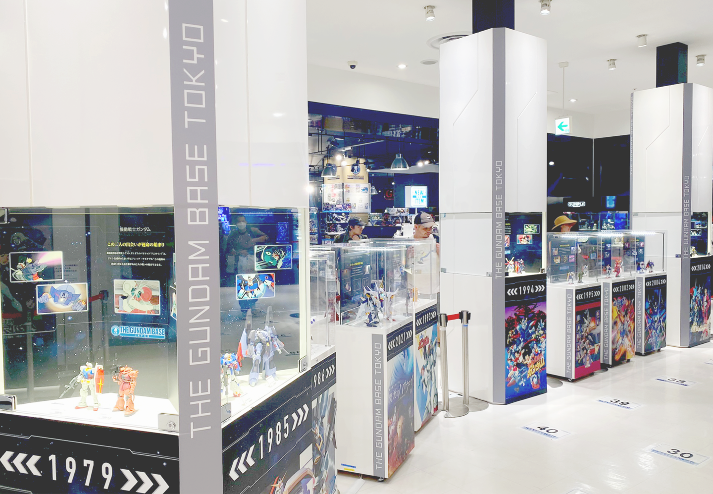 Interior images of the Gundam Base Tokyo in Odaiba, Tokyo1